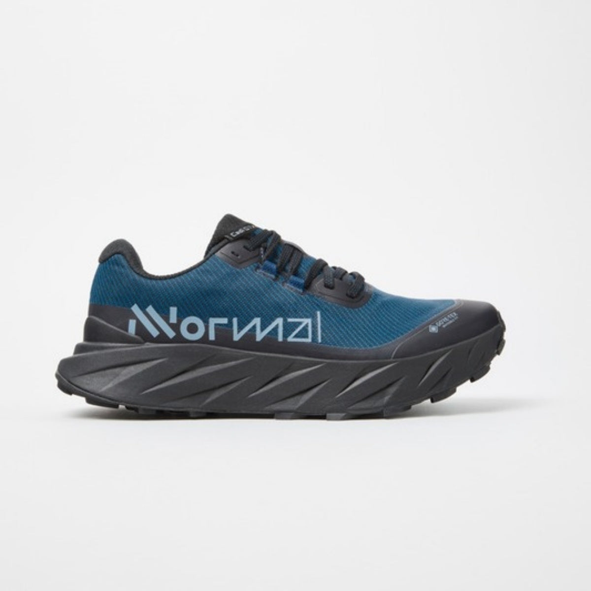 NNormal Cadí GTX Blue/Black - vista lateral