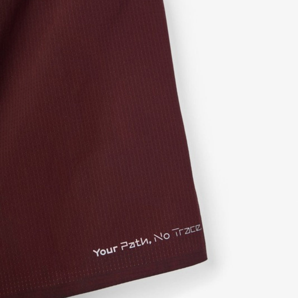 NNormal Race Short Burgundy - pormenor do tecido