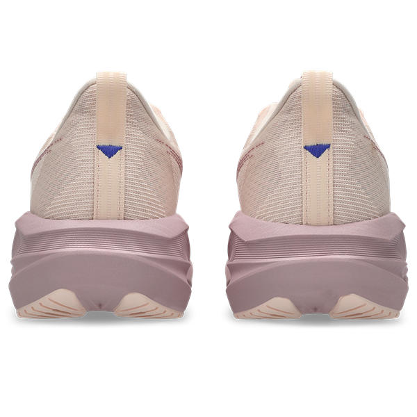 Asics Novablast 5 Woman - Pearl Pink / Morganite