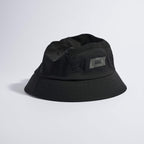 VÅGA FEATHER BUCKET HAT - BLACK