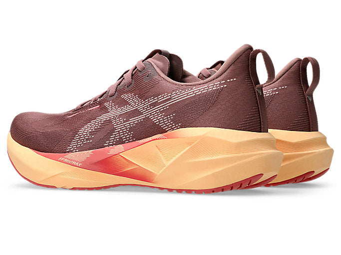 Asics Novablast 5 Woman - Rubble Red/Fawn