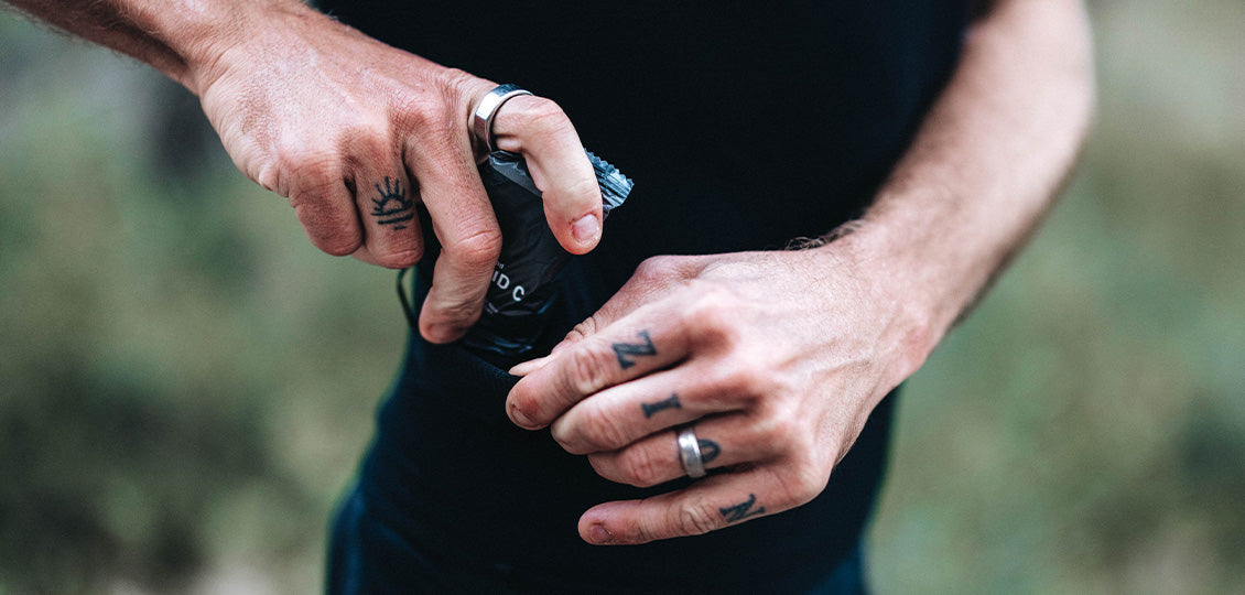 Compressport Trail Racing Overshort M - Black