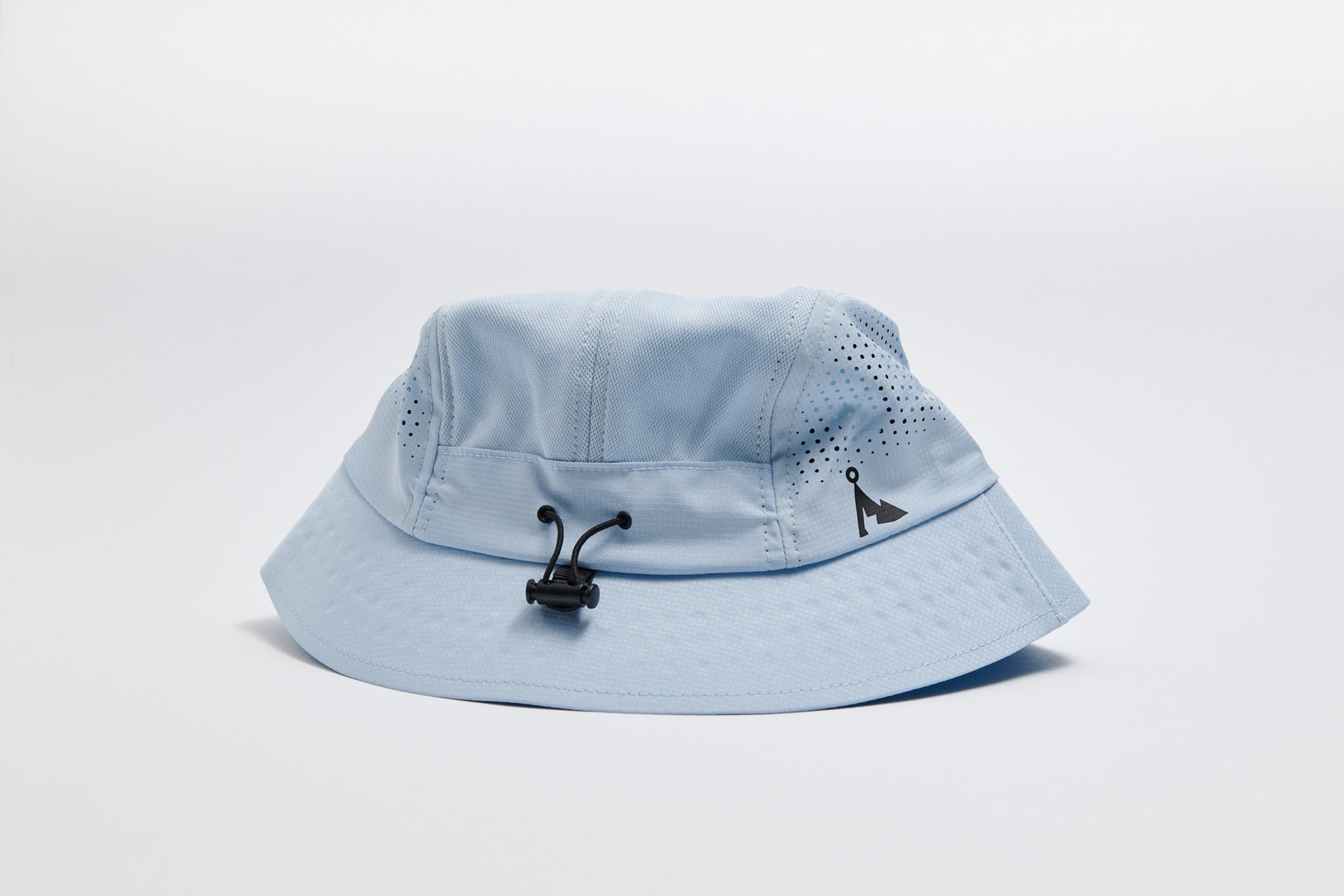 VÅGA FEATHER BUCKET HAT - PASTEL BLUE / BLACK