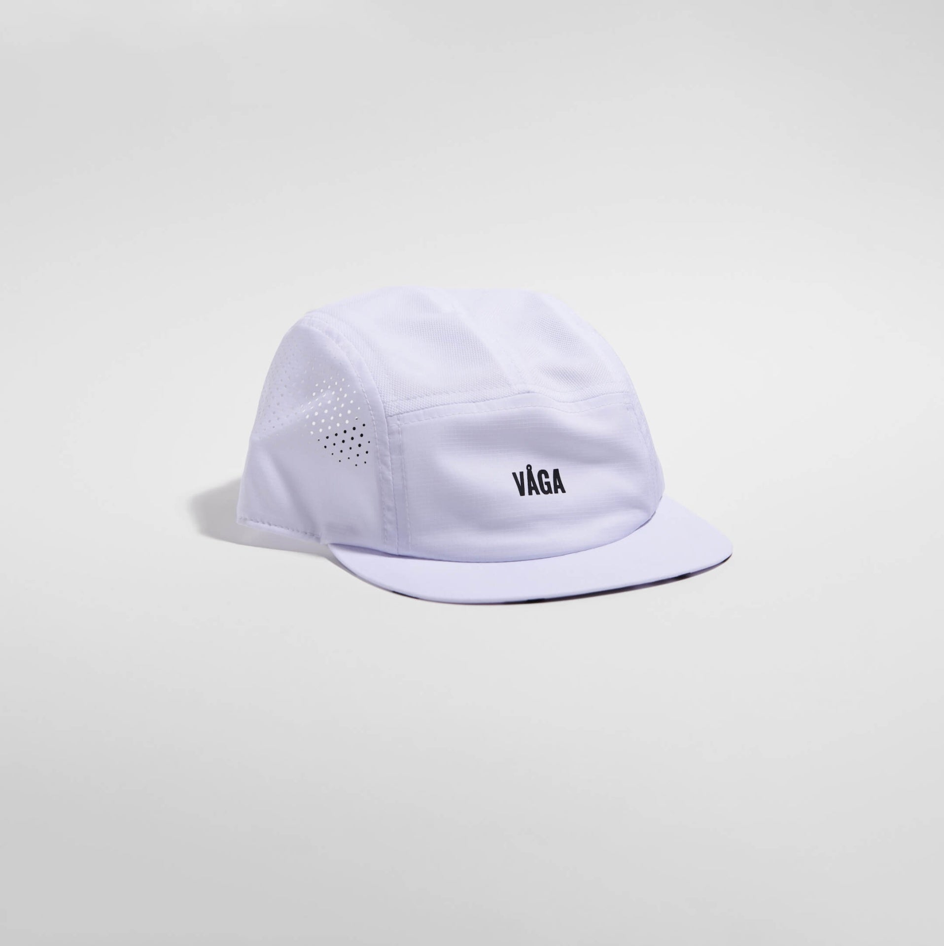 VÅGA FEATHER RACING CAP - WHITE / MIST GREY