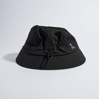 VÅGA FEATHER BUCKET HAT - BLACK