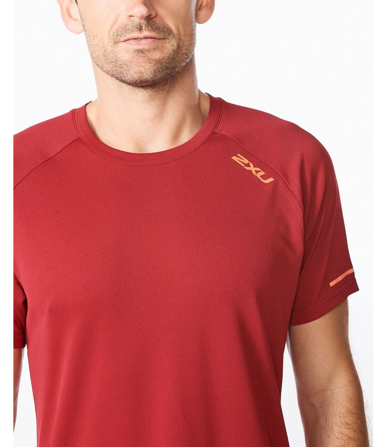 2XU Aero Tee - Red