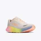 Hoka One One Rincon 4 para mujer, negro y blanco