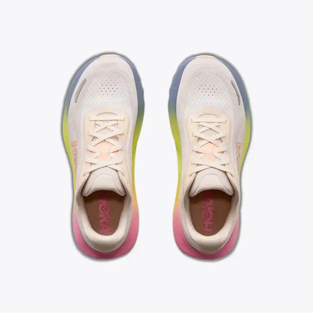 Hoka One One Rincon 4 para mujer, negro y blanco