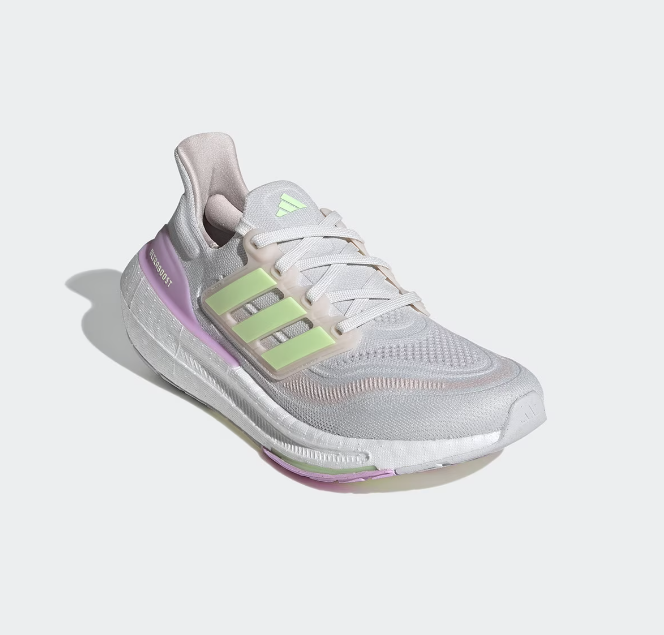 Adidas Ultraboost Light W
