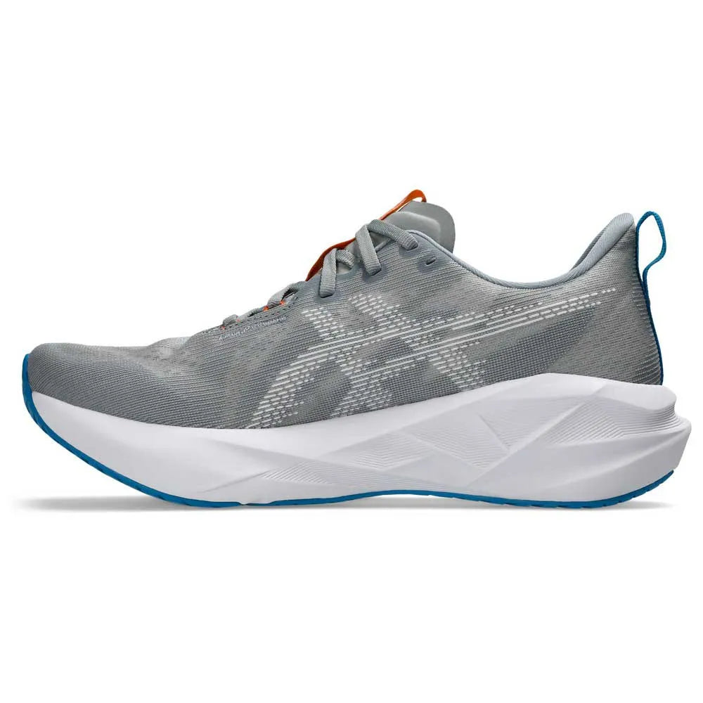 Asics Novablast 5 Men - Gravel / White