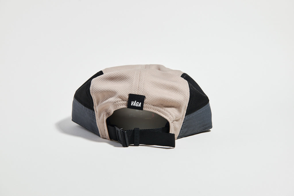 VÅGA CLUB CAP - Taupe / Black
