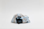 VÅGA FEATHER RACING CAP - PASTEL BLUE / LIGHT TAUPE / NAVY BLUE