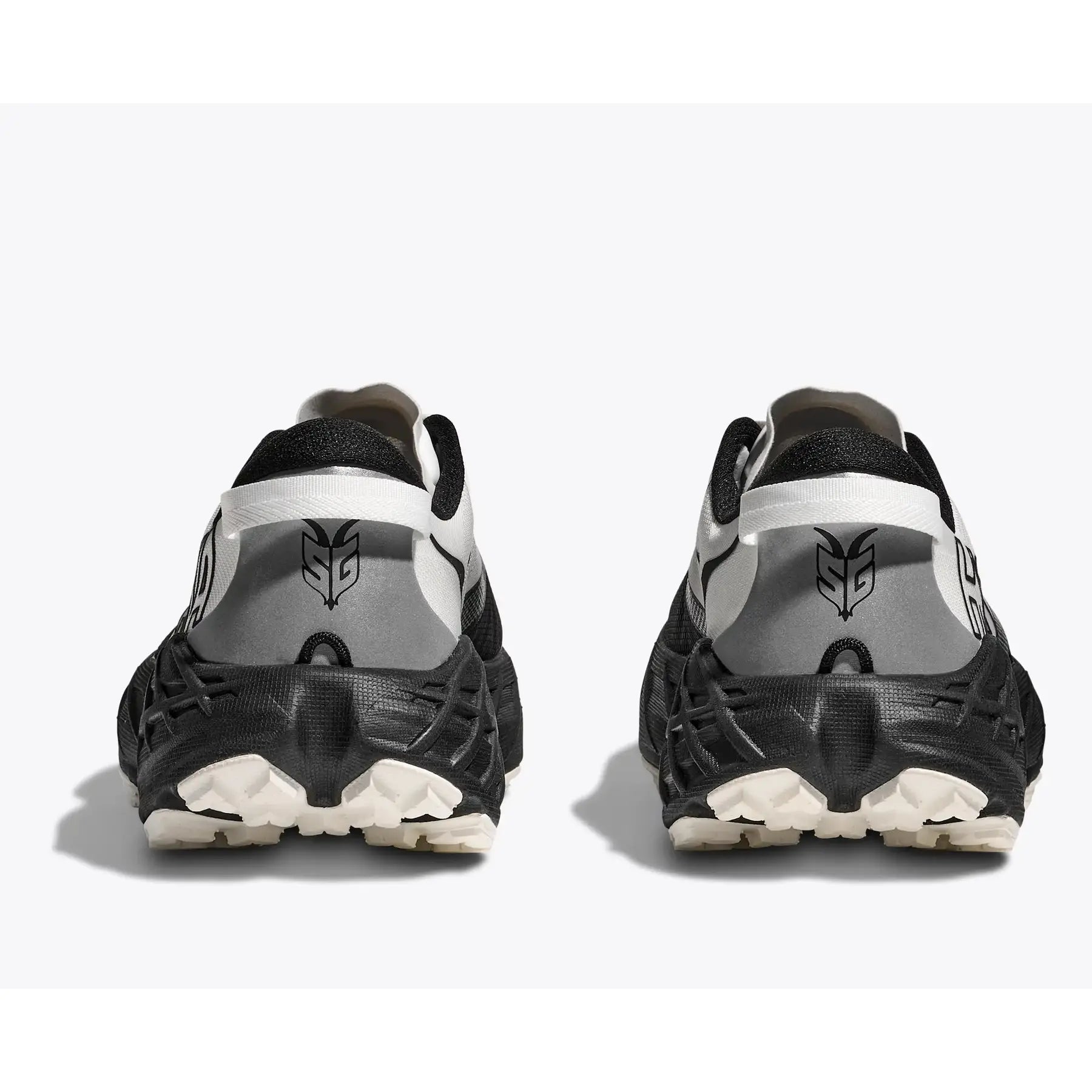 Hoka Speedgoat 7 - Black/White