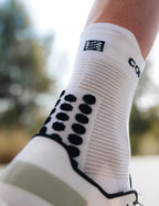 Compressport Pro Racing Socks V4.0 Run High - White / Black