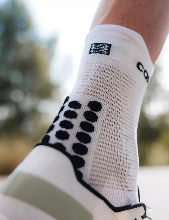 Compressport Pro Racing Socks V4.0 Run High - White / Black