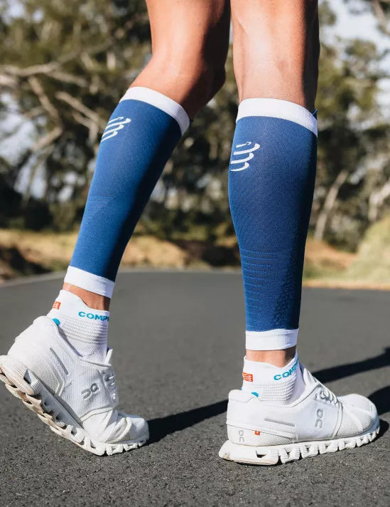 Compressport Perneira R2 3.0 compressport - Estate Blue / White