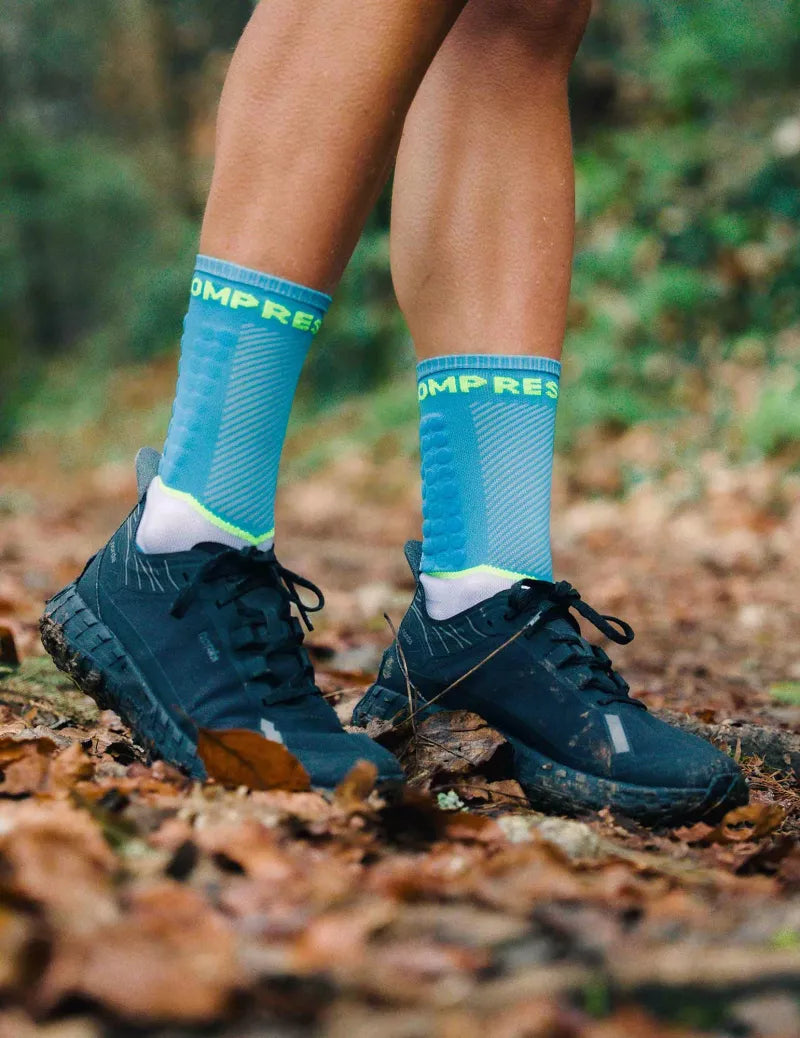 Compressport Ultra Trail Low Socks -  Norse Blue / Neon Green