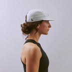 VÅGA FEATHER RACING CAP - WHITE